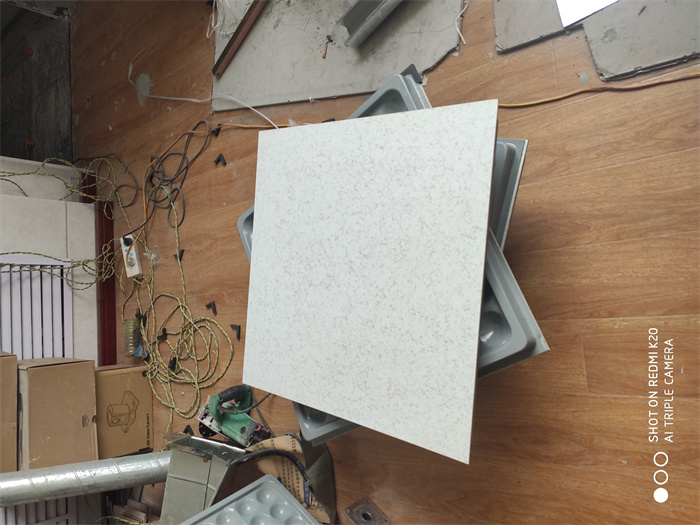 济南回收防静电地板，滨州回收防静电地板