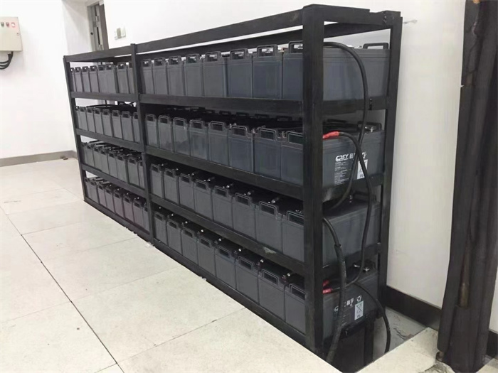 济南沈飞防静电地板，济南汇丽防静电地板，济南华通防静电地板