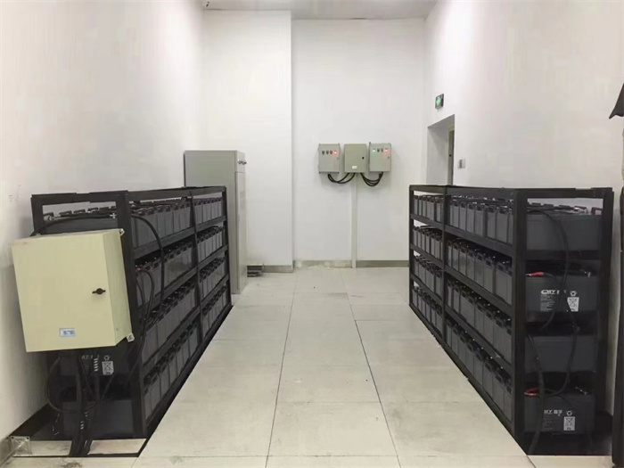 济南机房装修施工队，济南静电地板施工队，济南微孔铝天花施工队